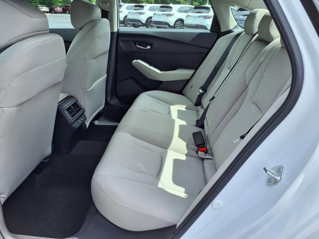New 2025 Honda Accord SE image 11