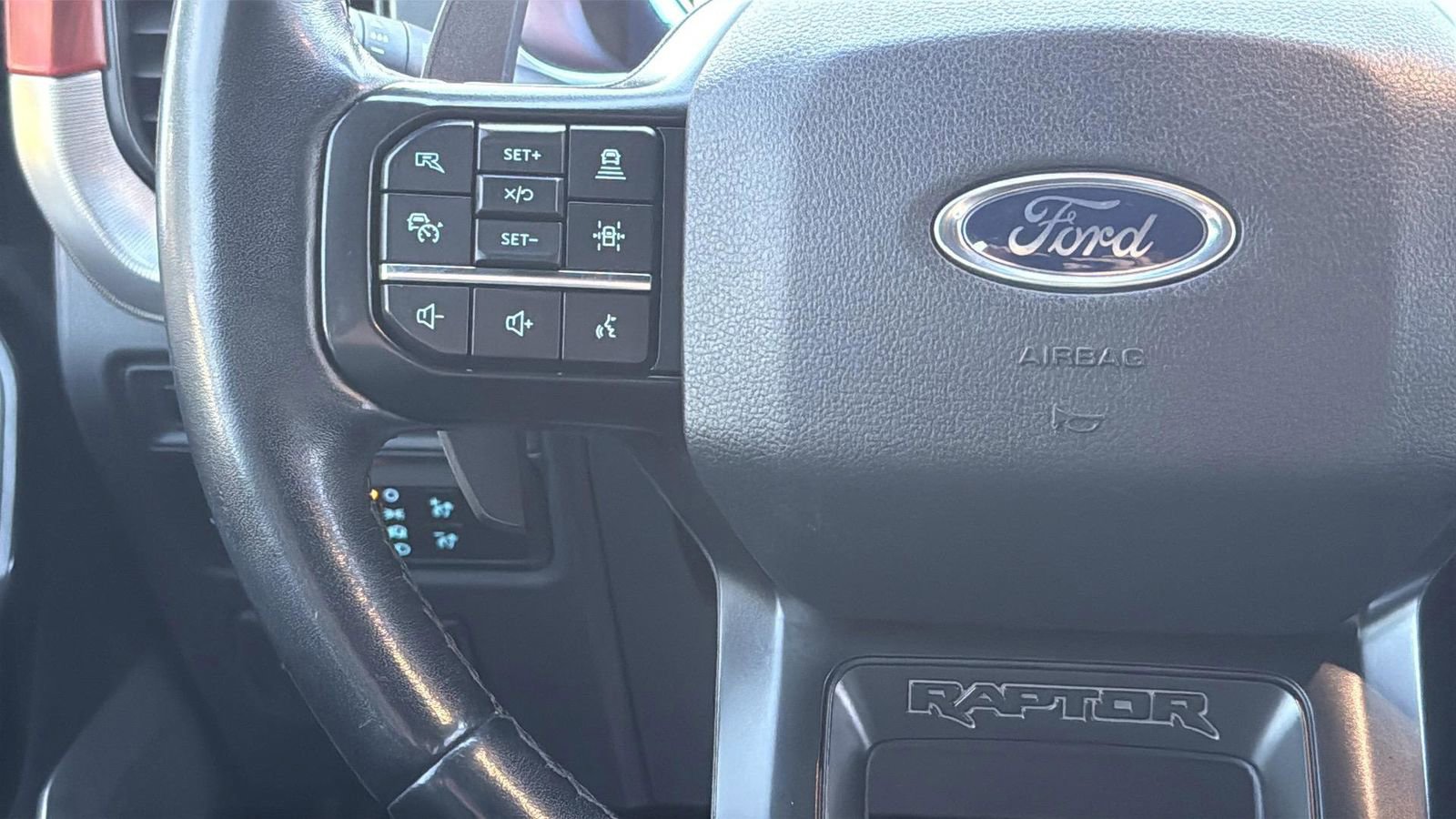 Certified 2022 Ford F150 Raptor w/ Equipment Group 801A High AWD/4WD image 13