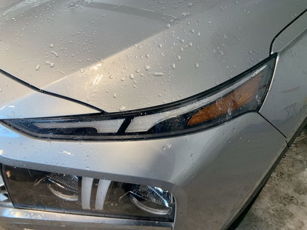 Used 2022 Hyundai Santa Fe Limited image 9