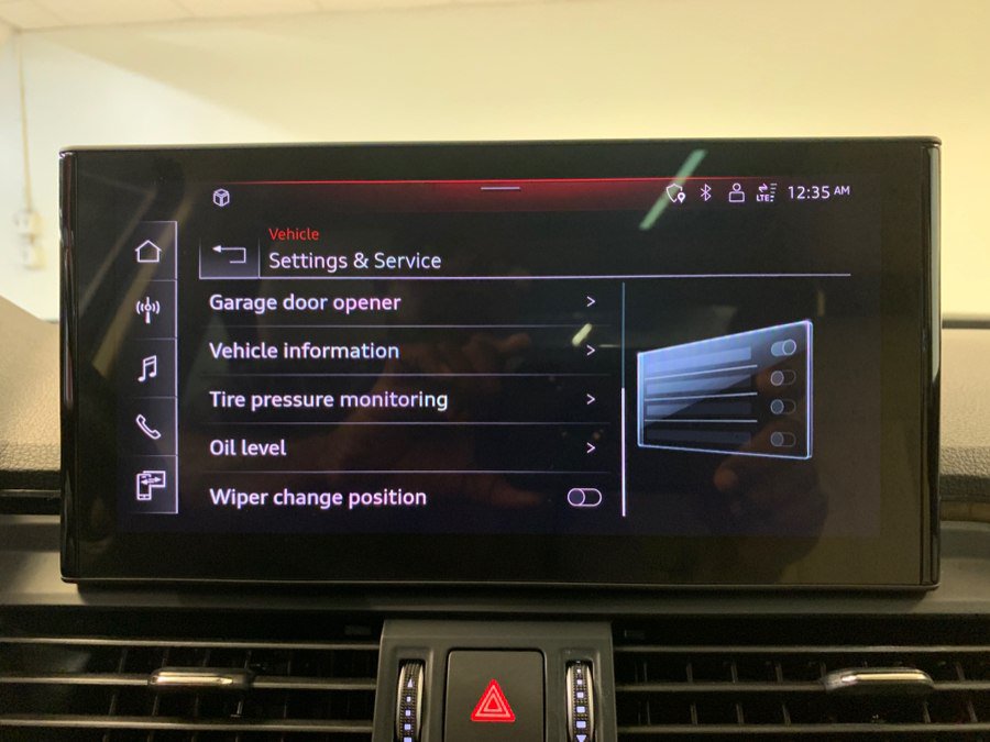 Used 2023 Audi Q5 2.0T Premium w/ Convenience Package AWD/4WD image 34