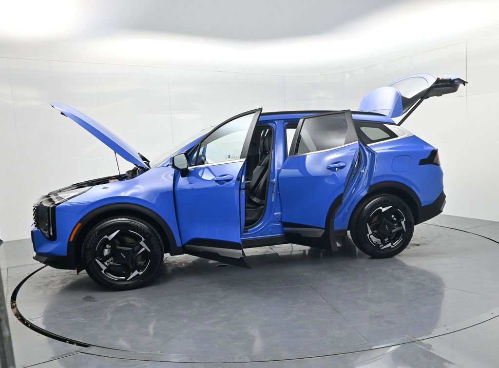 Certified 2026 Kia Sportage EX w/ EX Panorama Roof Package image 57