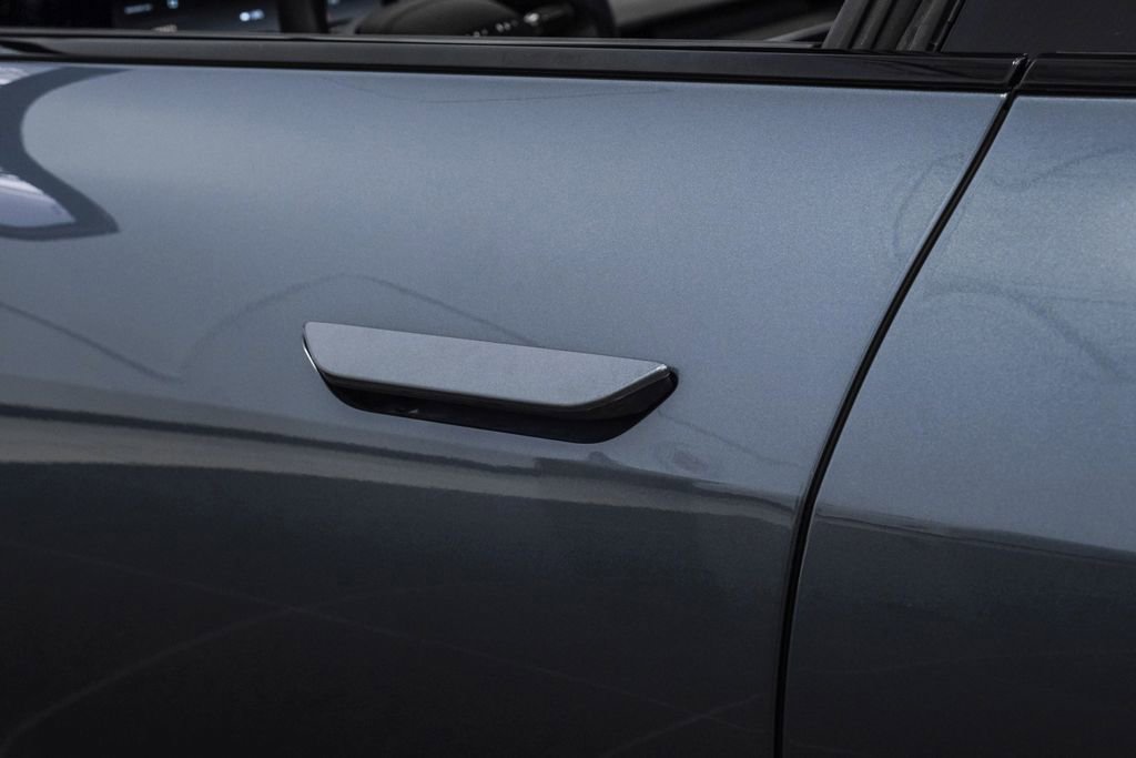 Used 2024 Lucid Air Touring image 43