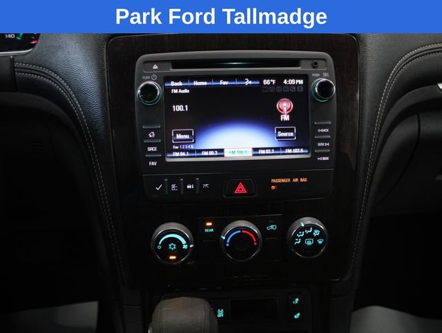 Used 2016 Chevrolet Traverse LT w/ Style and Technology Package image 17