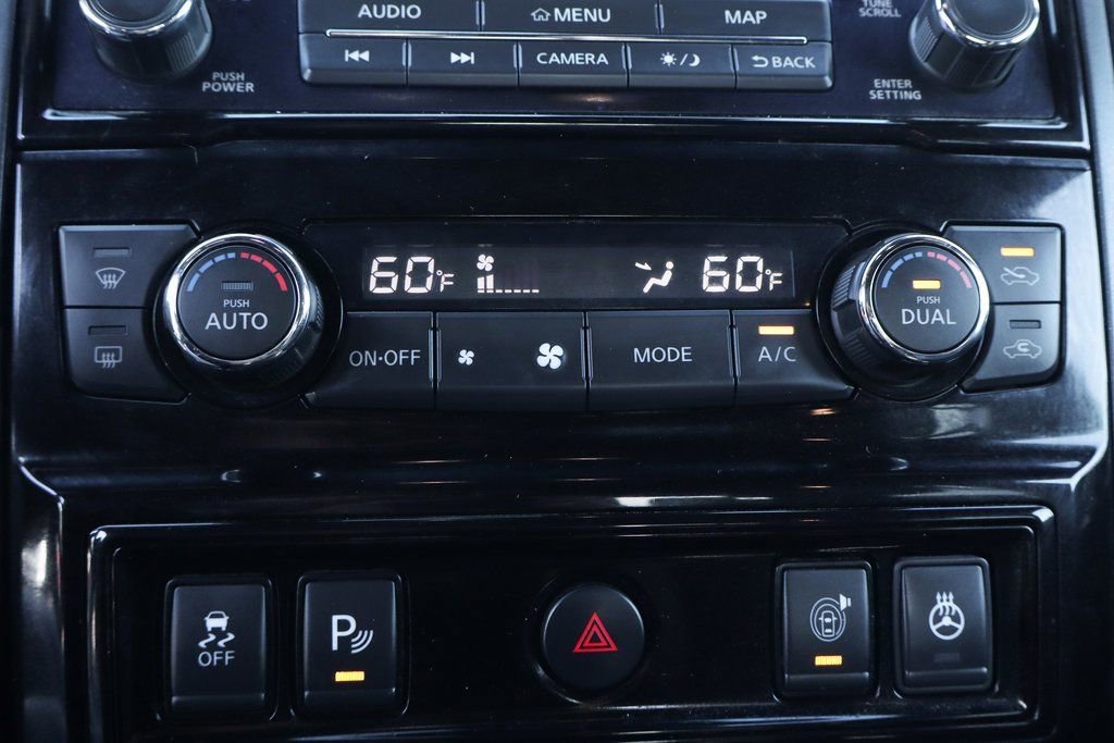 Used 2021 Nissan Titan PRO-4X w/ Pro-4x Convenience Package AWD/4WD image 38