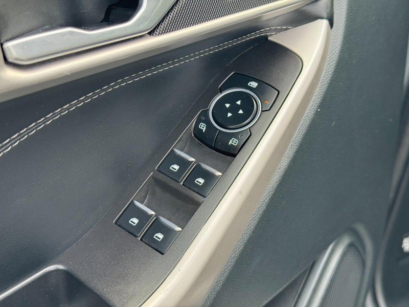 Used 2023 Ford Explorer XLT w/ Equipment Group 202A image 24