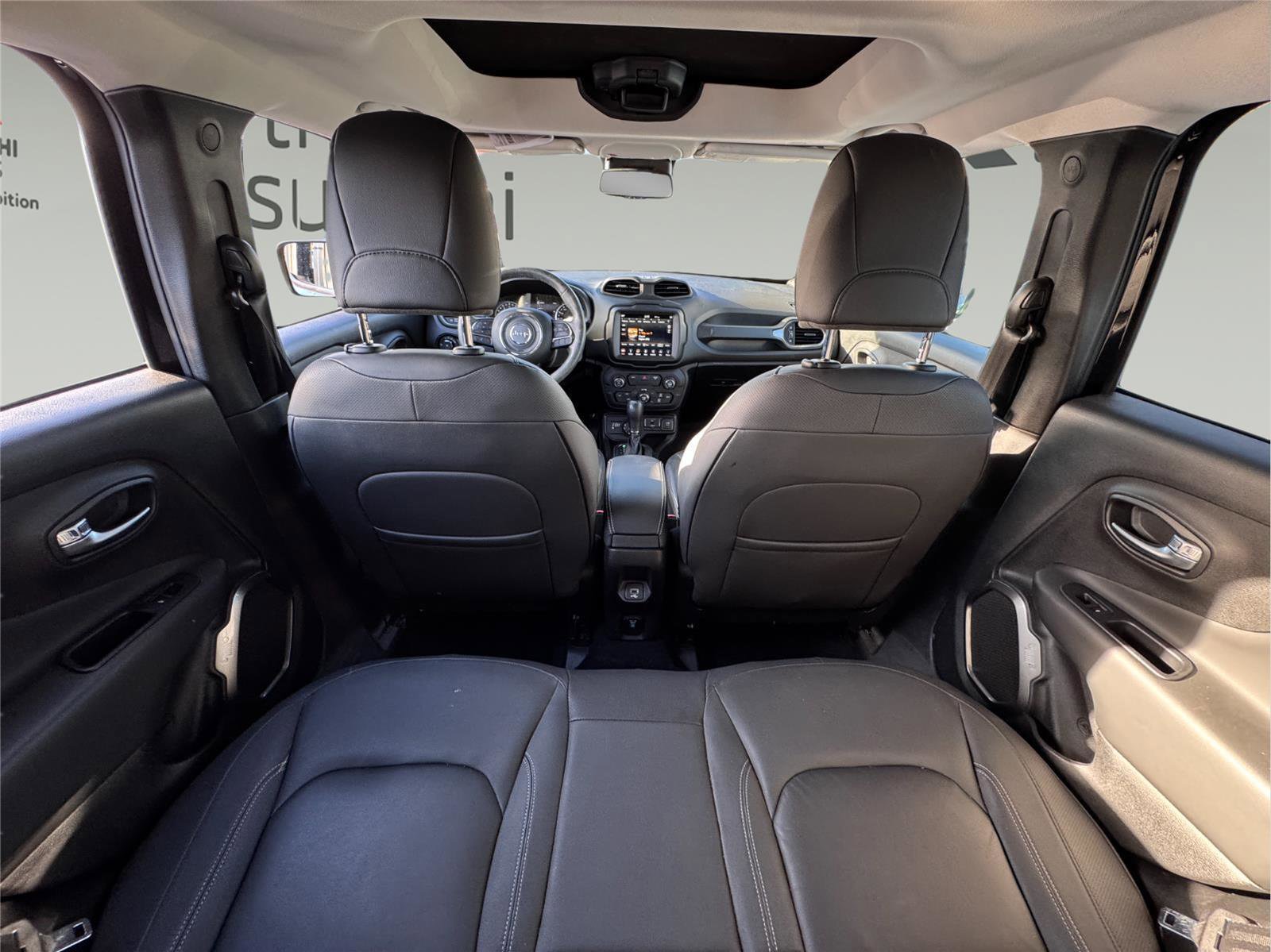 Used 2019 Jeep Renegade Limited w/ UConnect 8.4 Nav Group image 9