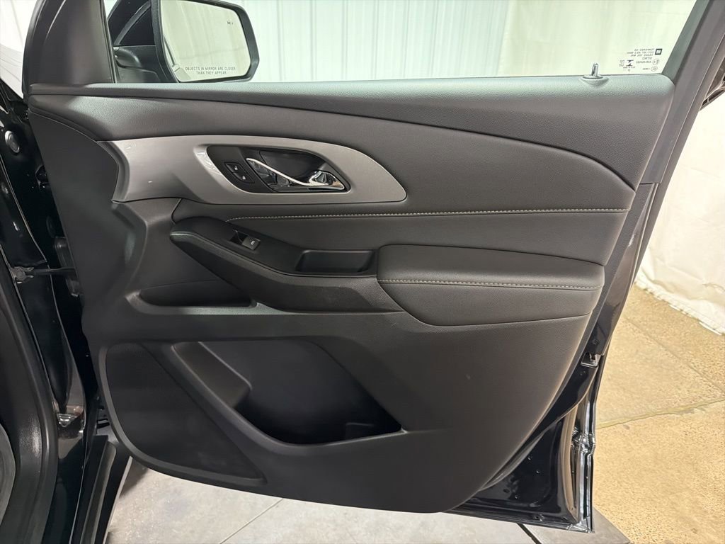 Used 2023 Chevrolet Traverse LT w/ LPO, Floor Liner Package image 22