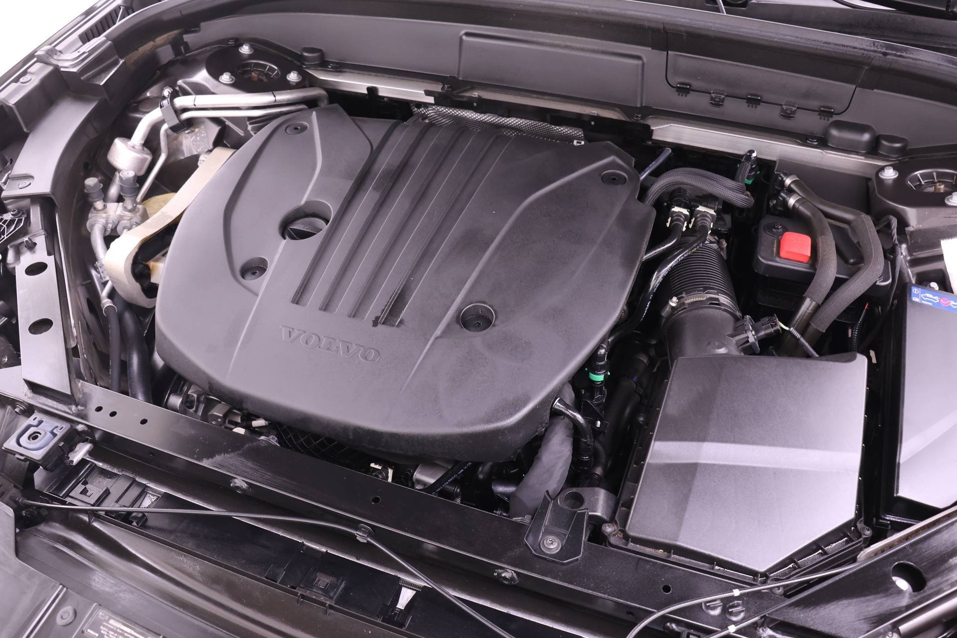 Certified 2024 Volvo XC60 B5 Plus image 25