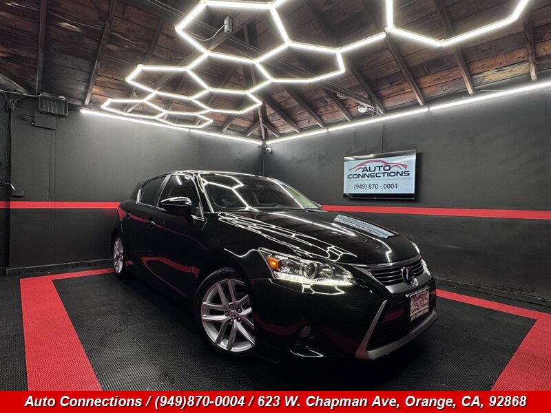 Used 2014 Lexus CT 200h FWD image 1