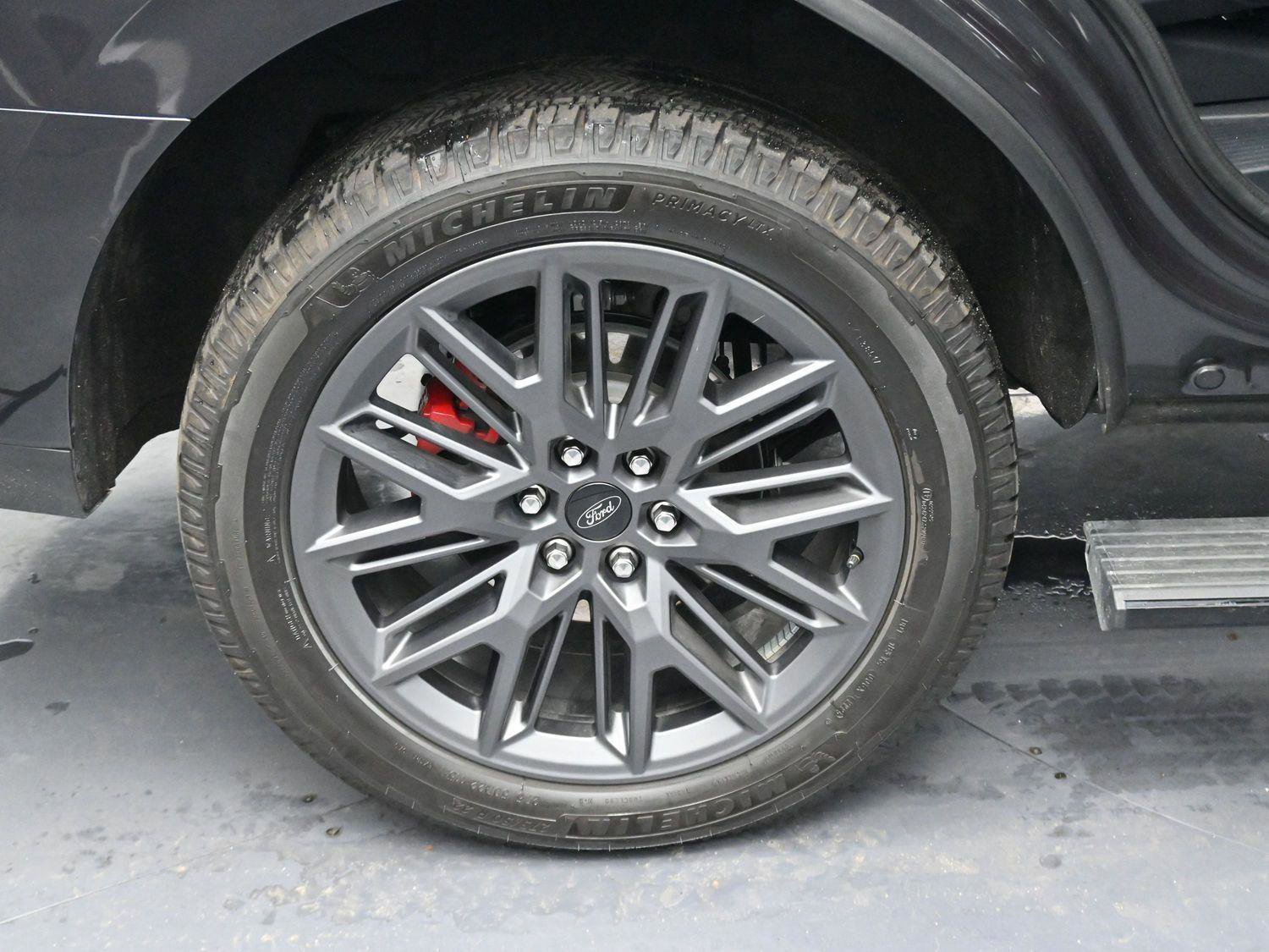 Used 2025 Ford Expedition Platinum w/ Stealth Performance Package image 45