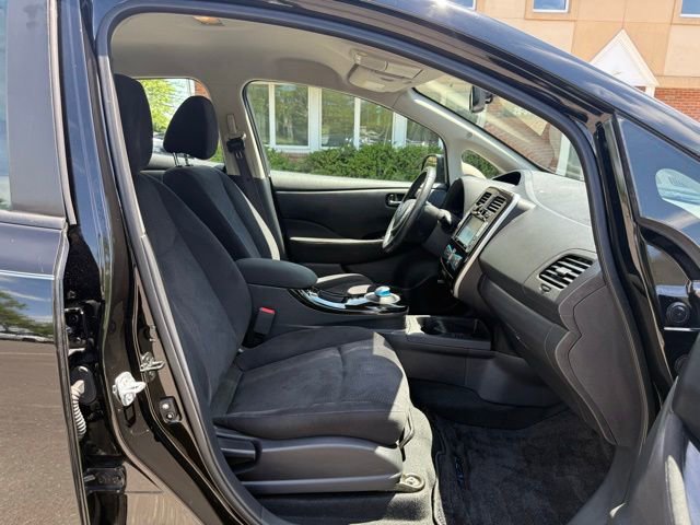 Used 2016 Nissan Leaf SV w/ Premium Package FWD image 34
