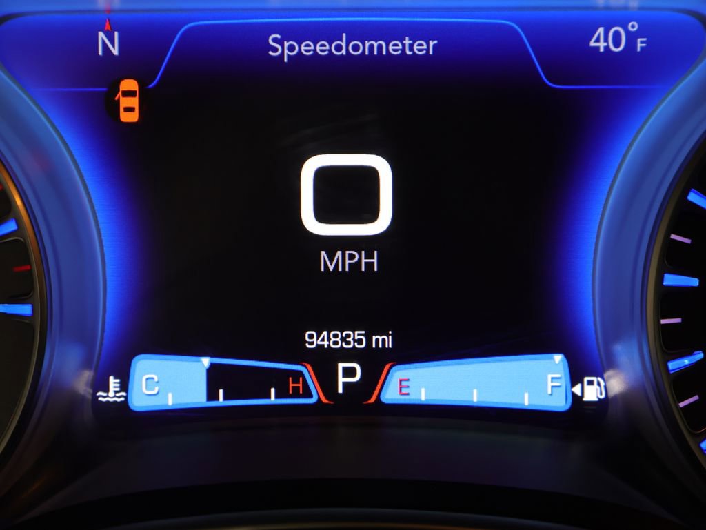 Used 2019 Chrysler 300 Touring image 39