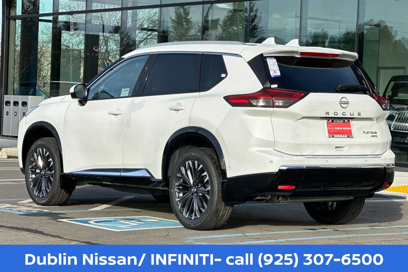 New 2026 Nissan Rogue Platinum w/ Tech Package AWD/4WD image 6