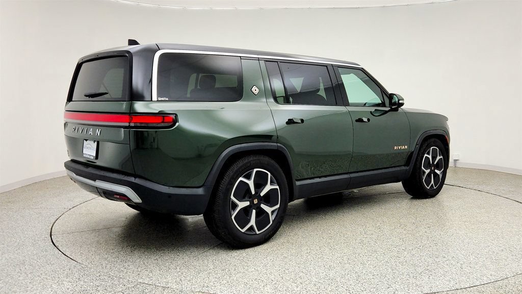 Used 2024 Rivian R1S Adventure AWD/4WD image 5