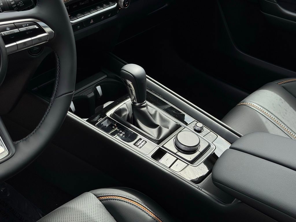 Used 2025 MAZDA CX-50 AWD 2.5 Turbo w/ Weather Package image 26