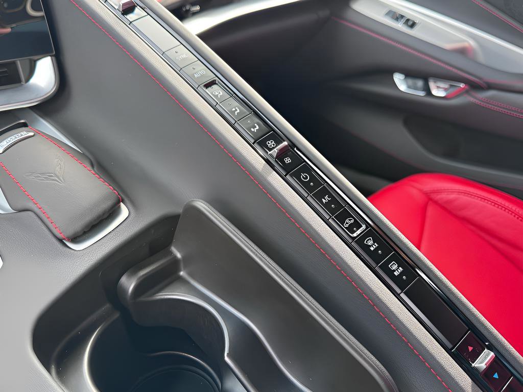 Used 2024 Chevrolet Corvette Stingray Coupe w/ Battery Protection Package image 34