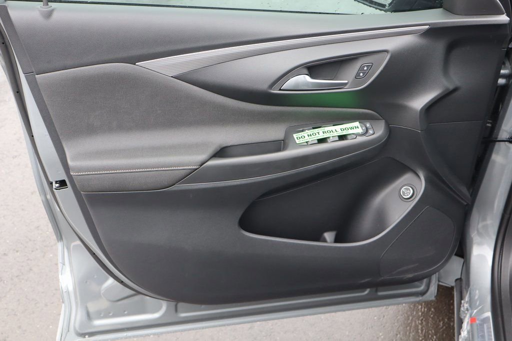 New 2026 Buick Envista Avenir image 9