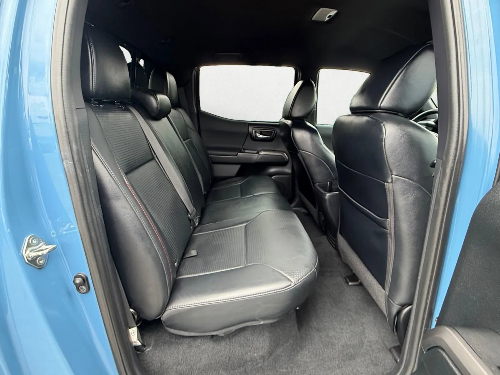 Used 2018 Toyota Tacoma TRD Pro AWD/4WD image 24