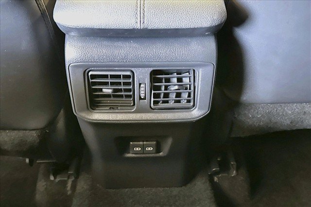 Used 2022 Toyota RAV4 XLE Premium AWD/4WD image 23