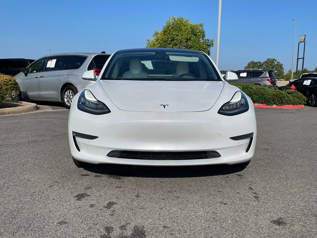 Used 2020 Tesla Model 3 Standard Range RWD image 2