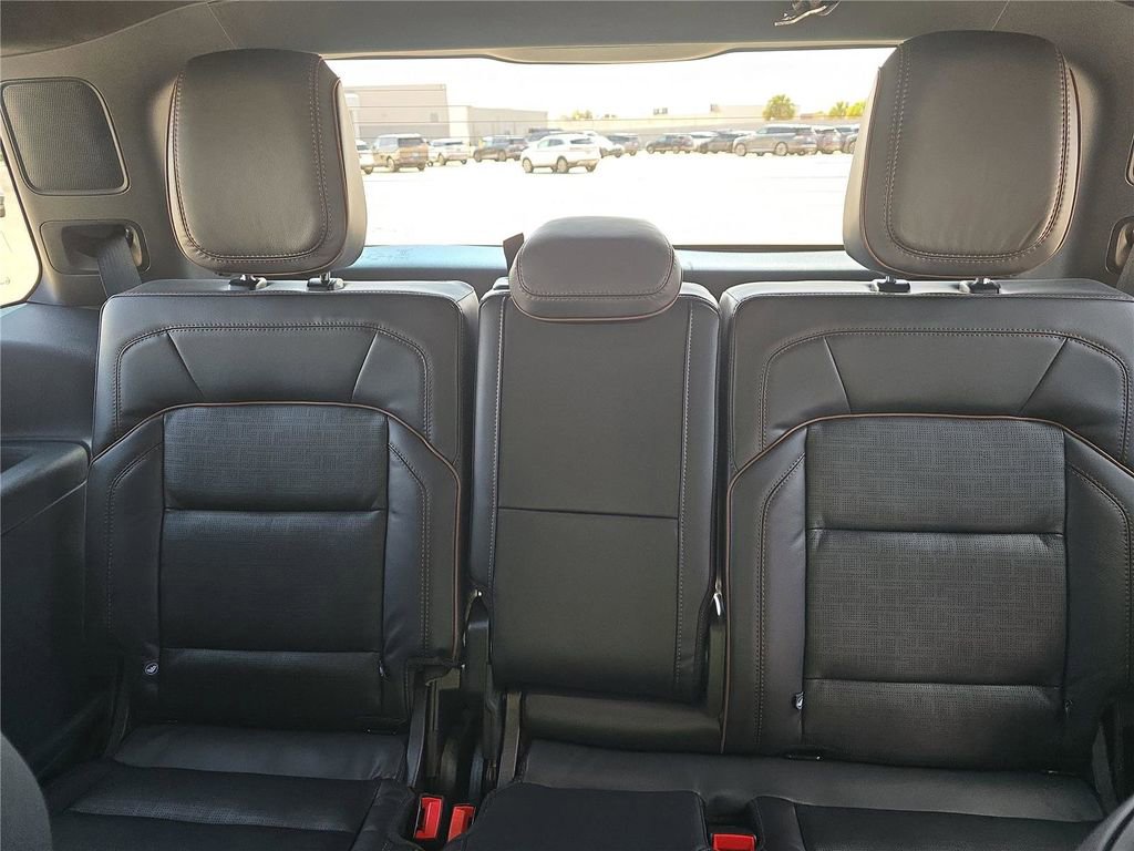 New 2026 Lincoln Navigator Black Label image 9