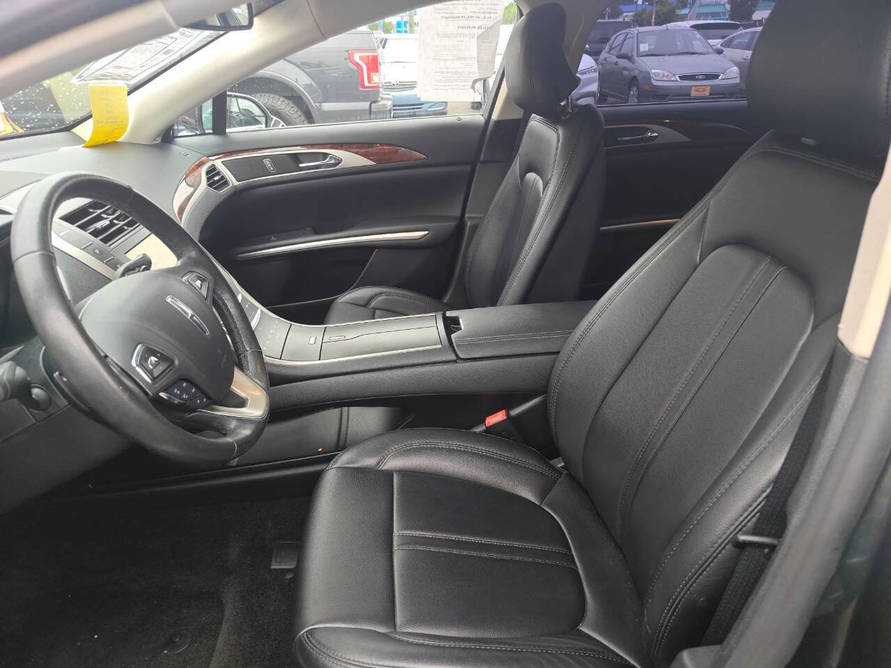 Used 2016 Lincoln MKZ image 9