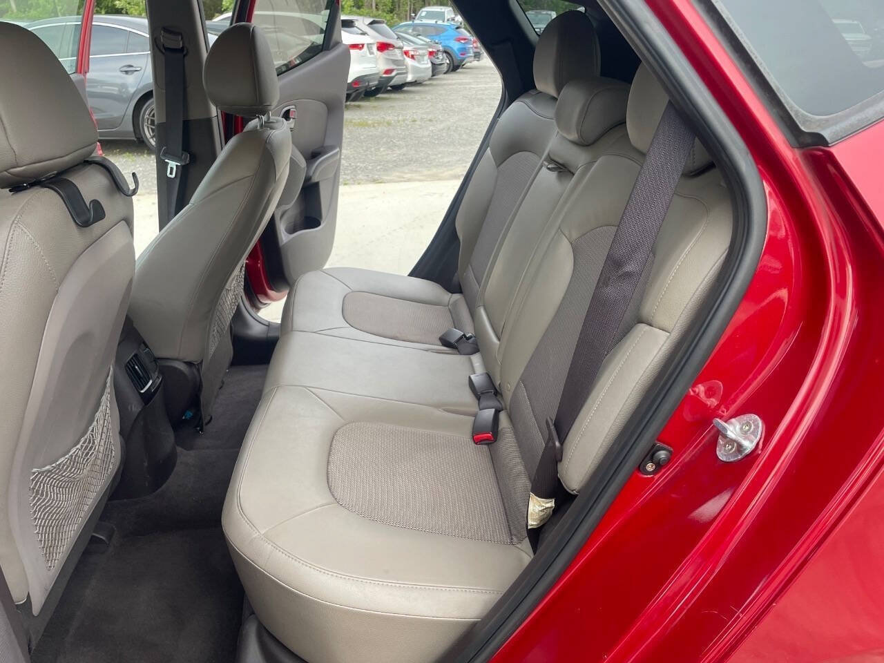 Used 2015 Hyundai Tucson SE FWD image 23