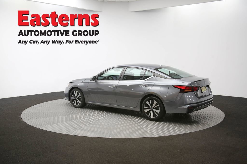 Used 2022 Nissan Altima 2.5 SV image 61