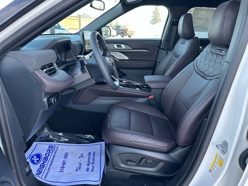 New 2026 Ford Explorer Platinum w/ LUX Leather Package image 12