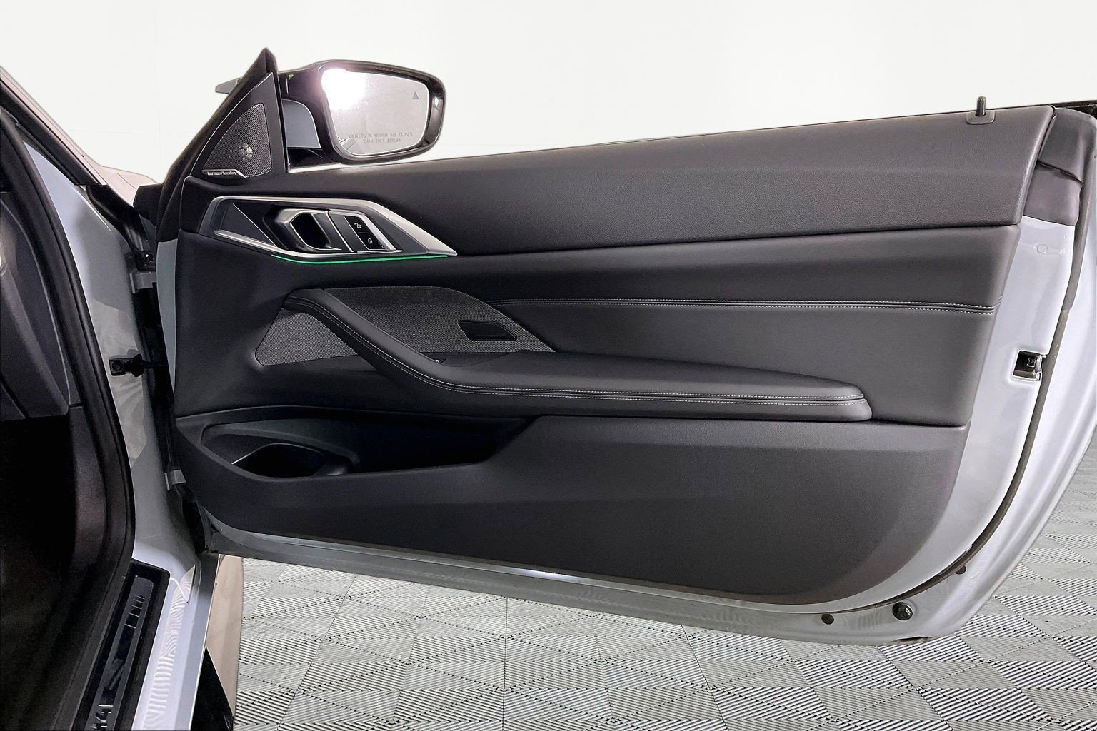 Used 2025 BMW M4 Coupe w/ Executive Package RWD image 23