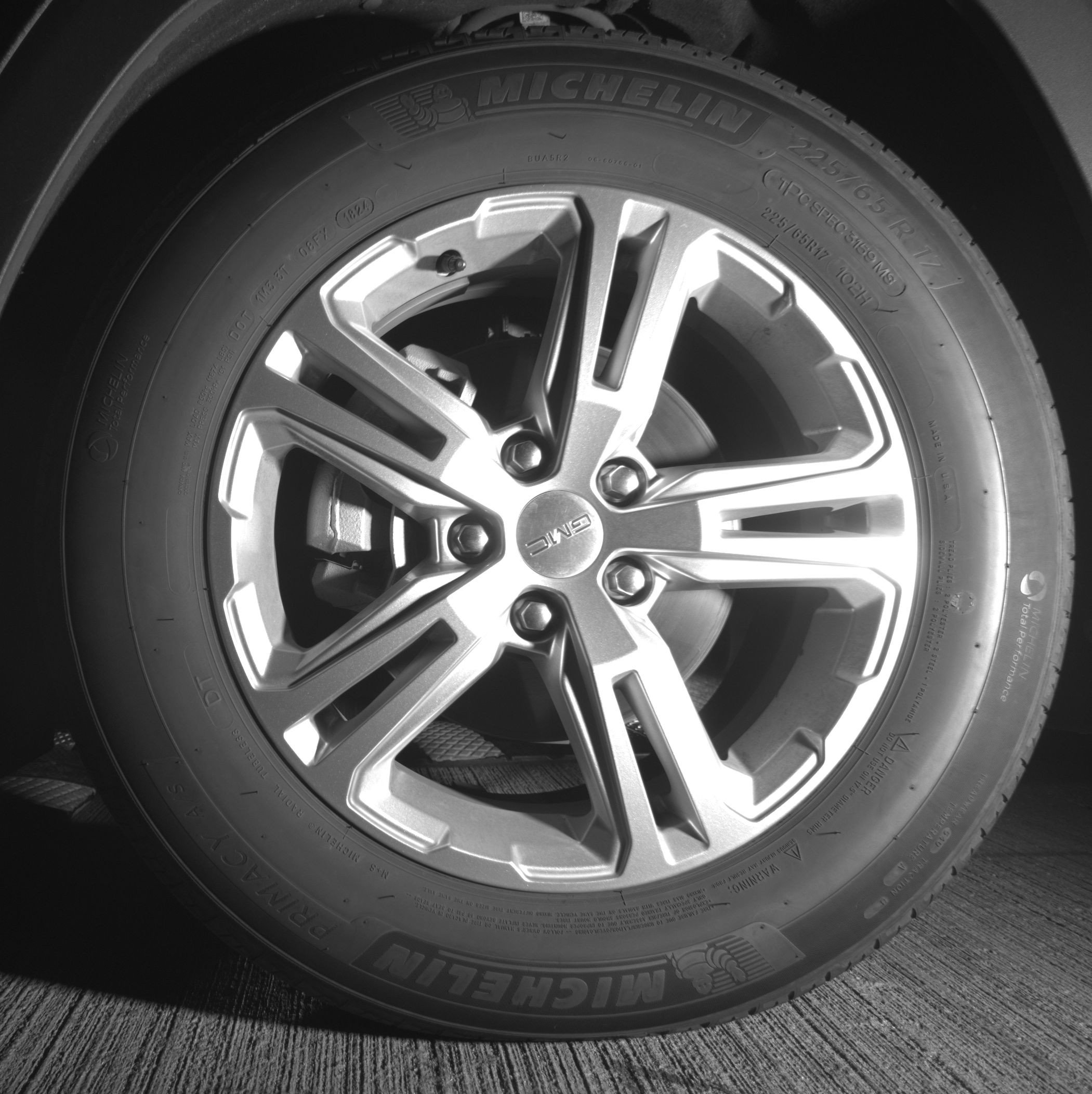 Used 2024 GMC Terrain SLE image 17