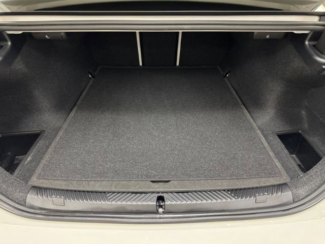 Used 2024 BMW 530i w/ Convenience Package image 24