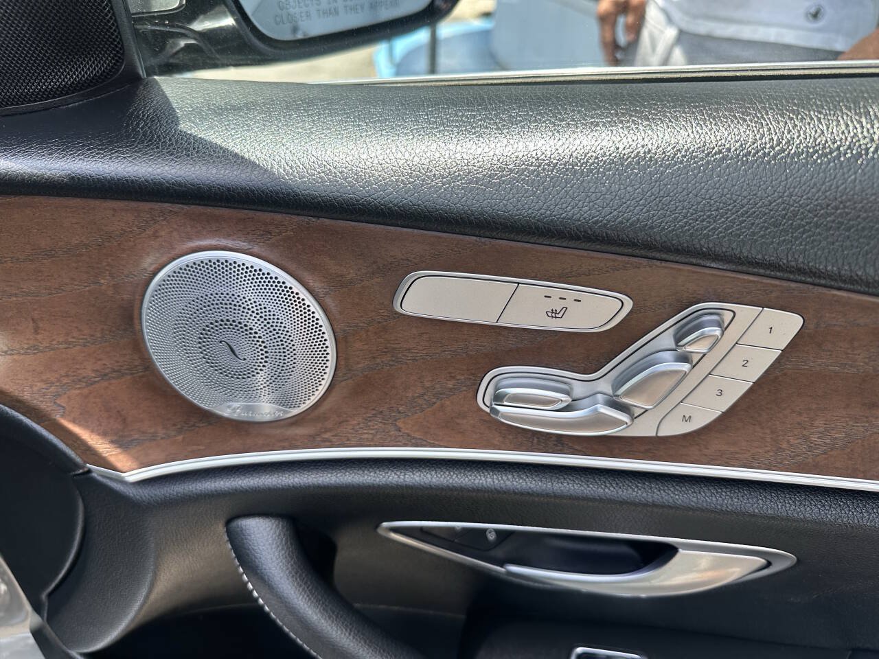 Used 2017 Mercedes-Benz E 300 4MATIC image 17