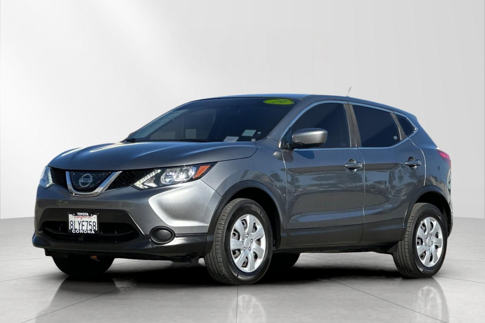 Used 2019 Nissan Rogue Sport S image 7