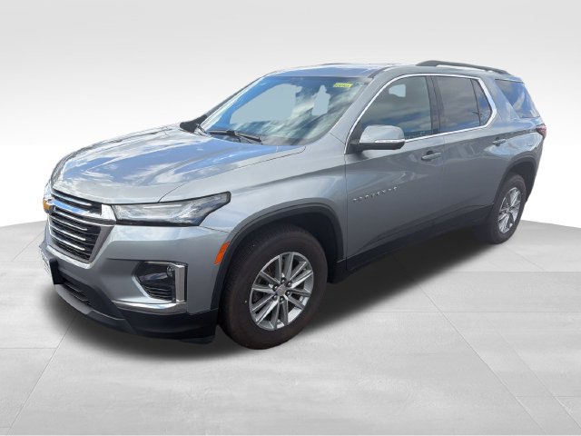 Used 2023 Chevrolet Traverse LT w/ Rear Camera Mirror Package