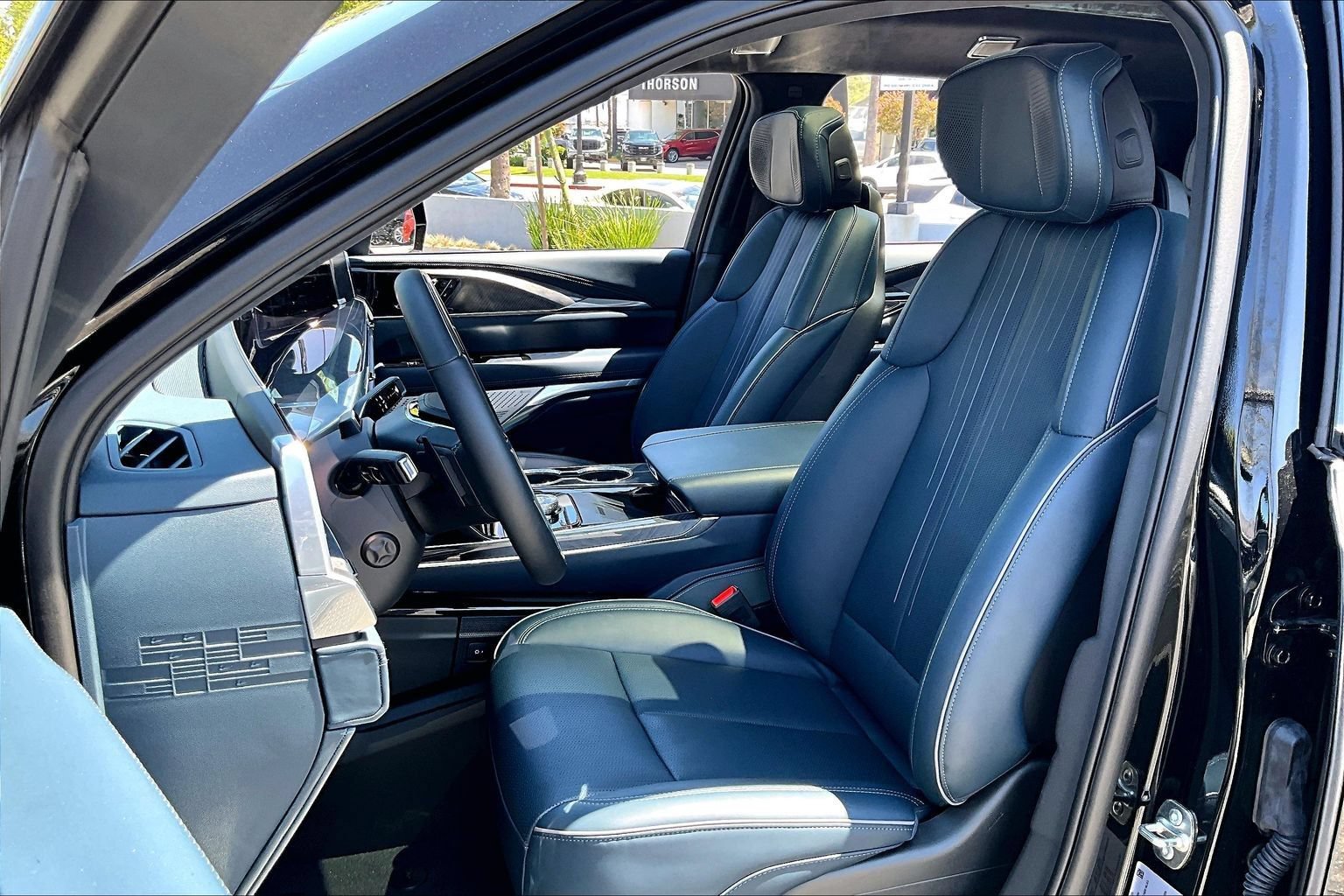 New 2026 Cadillac Escalade IQ Sport 2 w/ LPO, ONYX Package AWD/4WD image 12