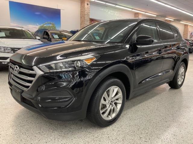 Used 2017 Hyundai Tucson SE FWD image 2