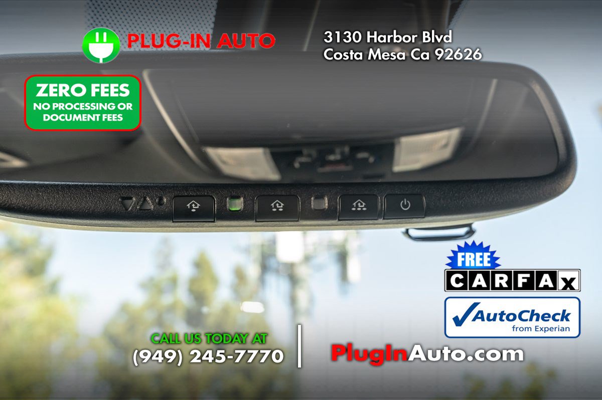 Used 2016 Lexus CT 200h w/ Navigation Package FWD image 25