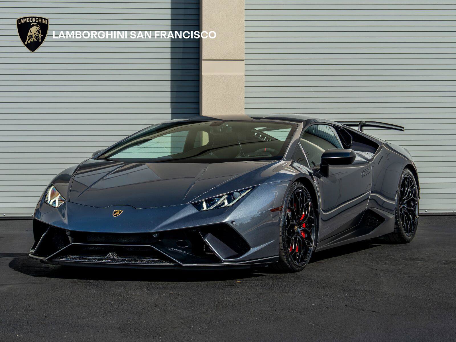 Used 2018 Lamborghini Huracan Performante AWD/4WD image 7