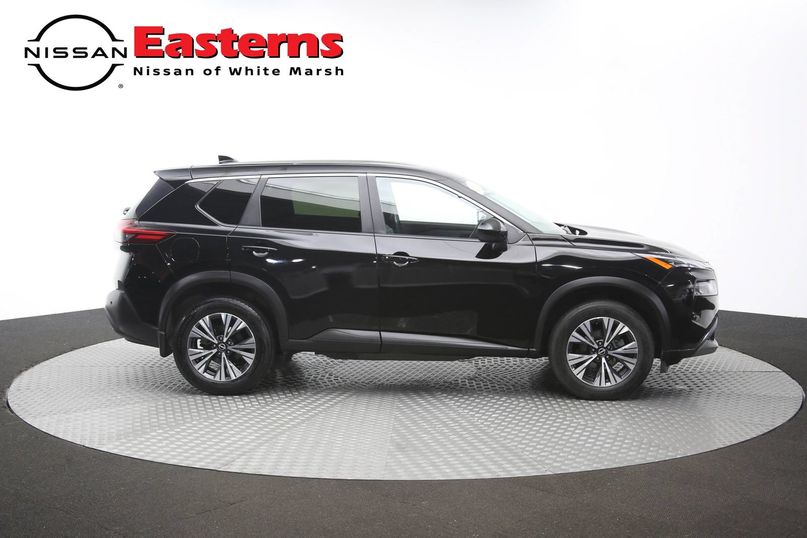 Used 2023 Nissan Rogue SV AWD/4WD image 45