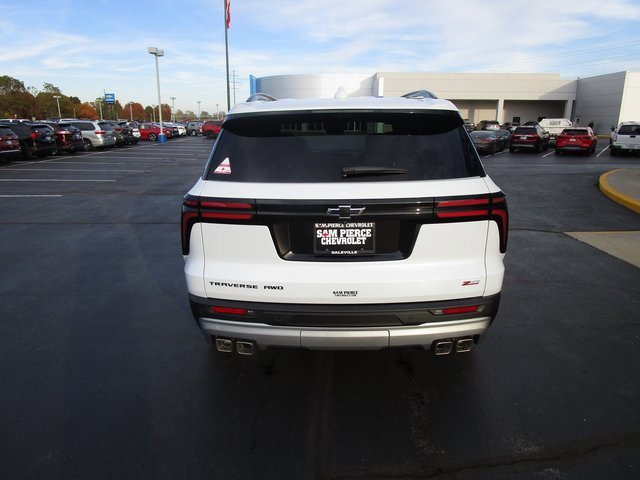 New 2026 Chevrolet Traverse Z71 w/ Driver Confidence Package image 4