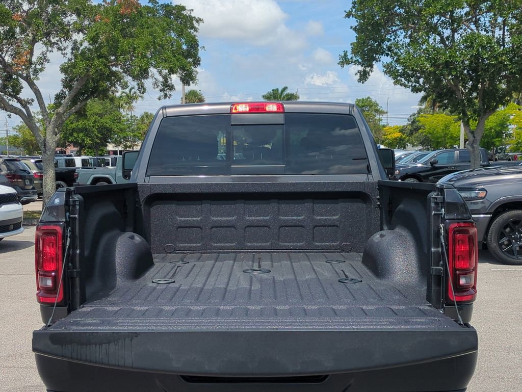 New 2026 RAM 2500 Warlock AWD/4WD image 13