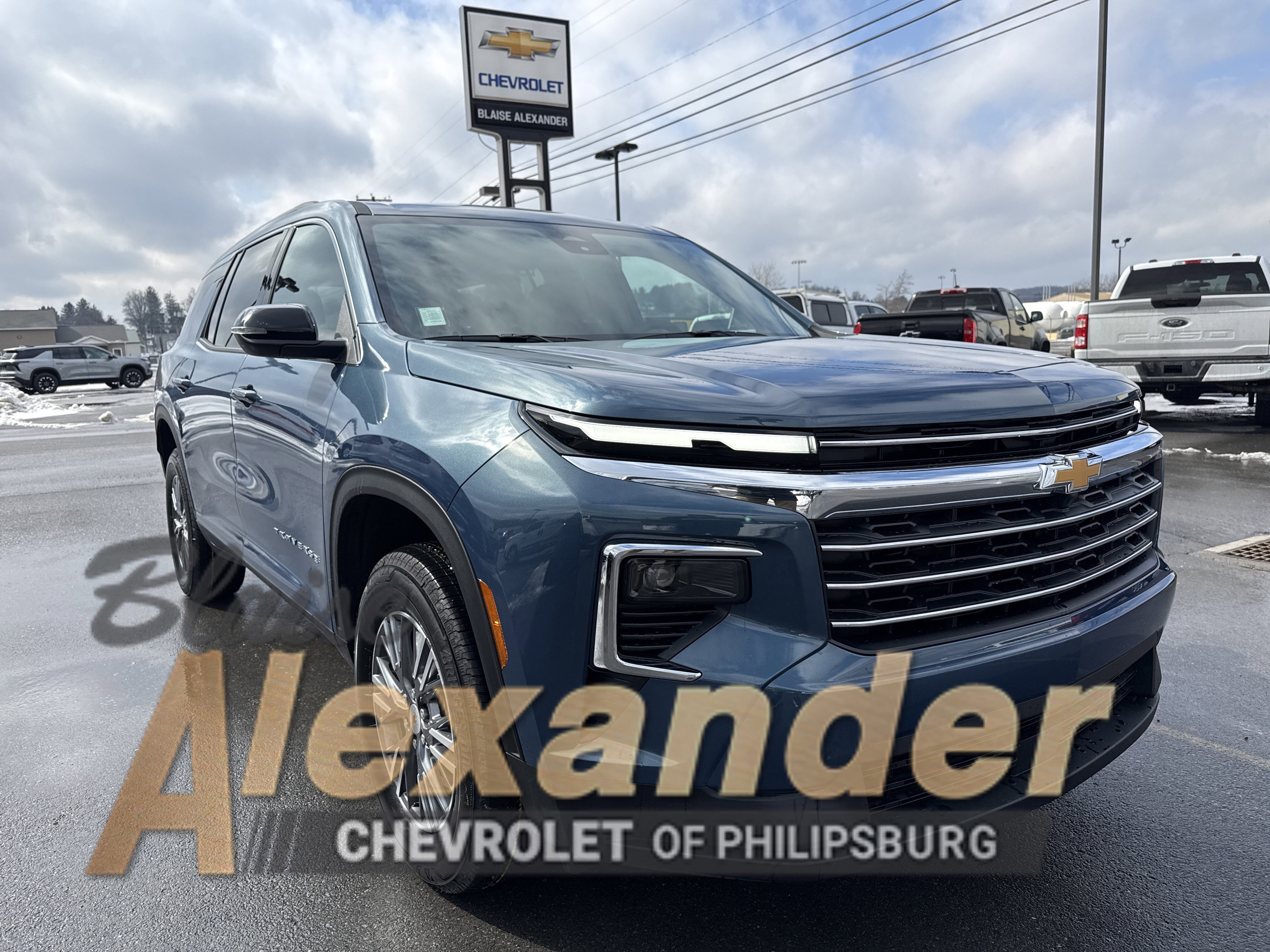 New 2026 Chevrolet Traverse LT w/ LPO, Floor Liner Package