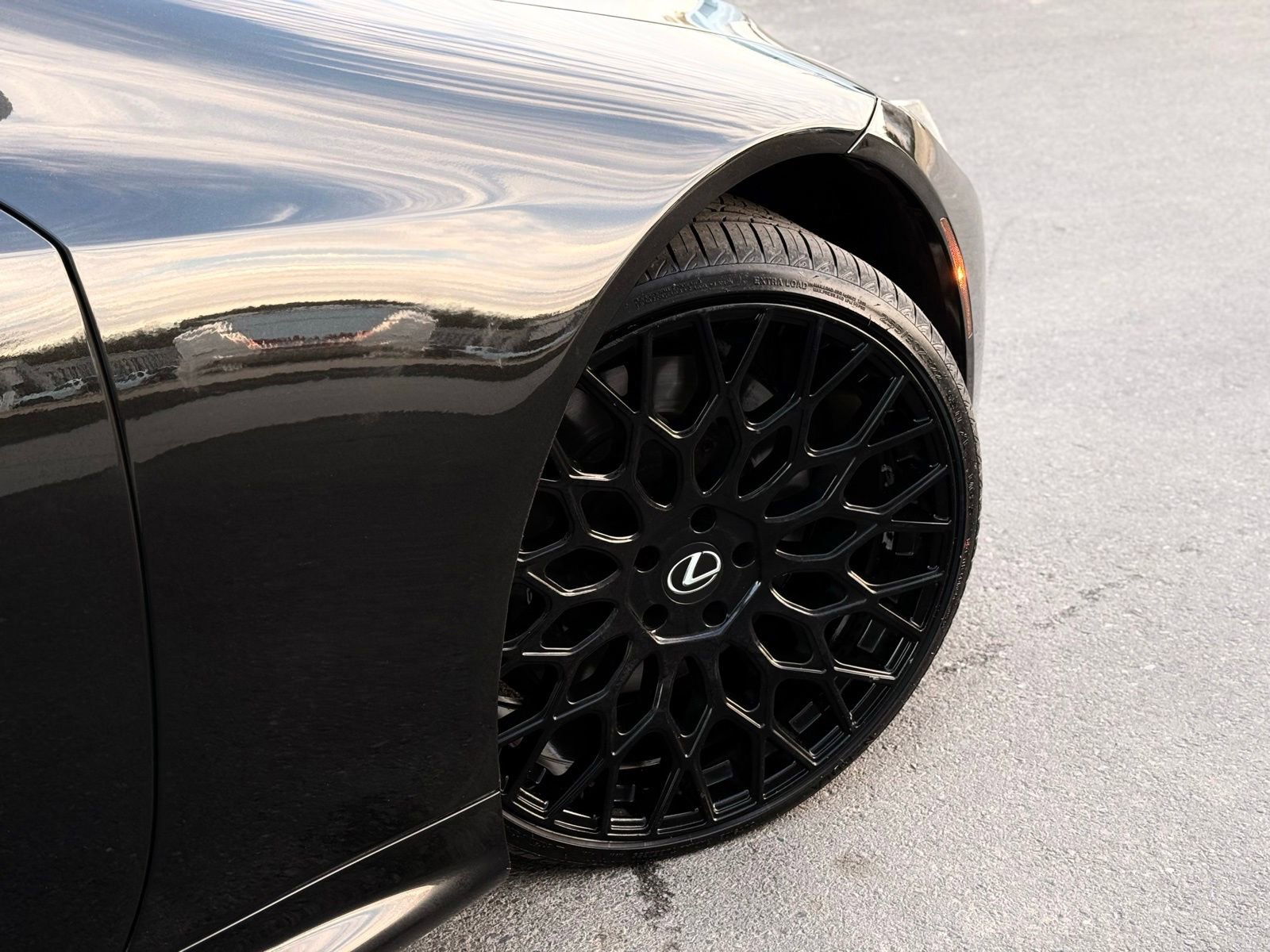 Used 2018 Lexus LC 500 Coupe image 17