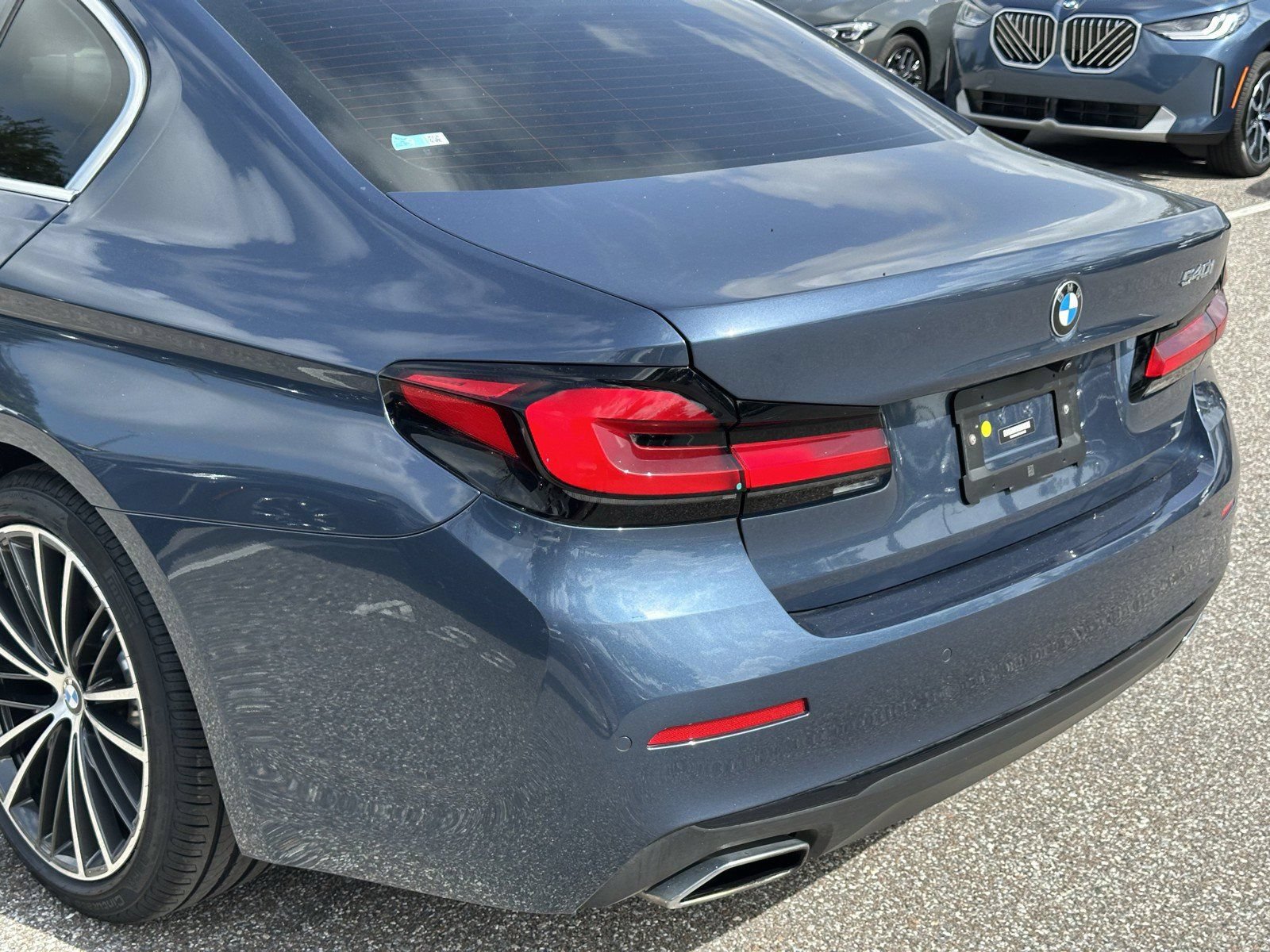 Certified 2023 BMW 540i w/ Executive Package RWD image 9