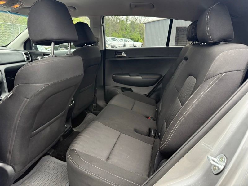 Used 2019 Kia Sportage LX AWD/4WD image 13