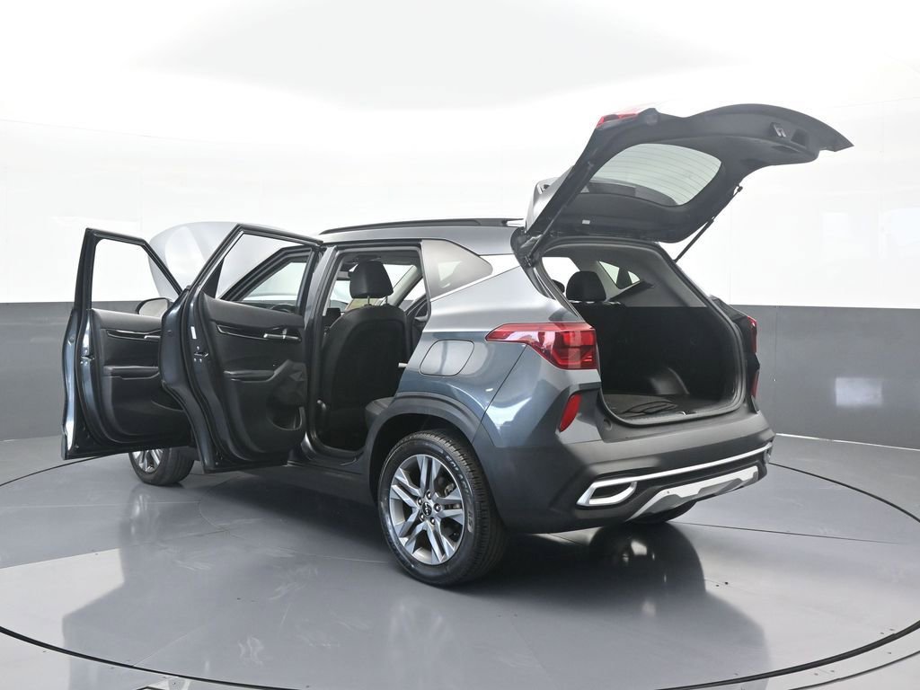 Used 2023 Kia Seltos S w/ Navigation Package image 75