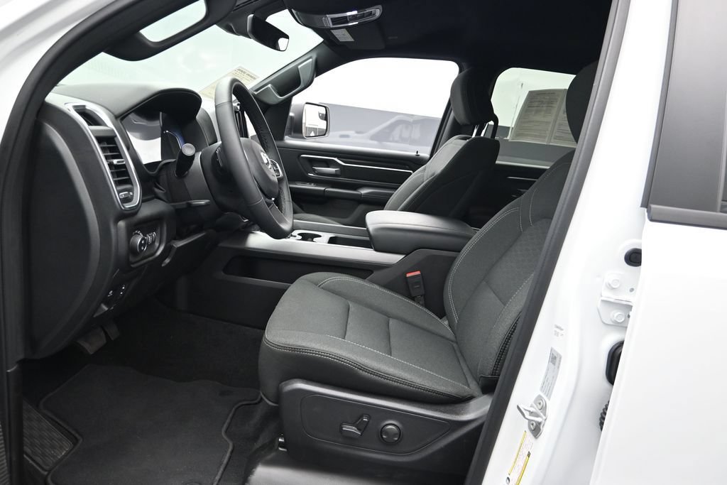 Used 2025 RAM 1500 Big Horn RWD image 11