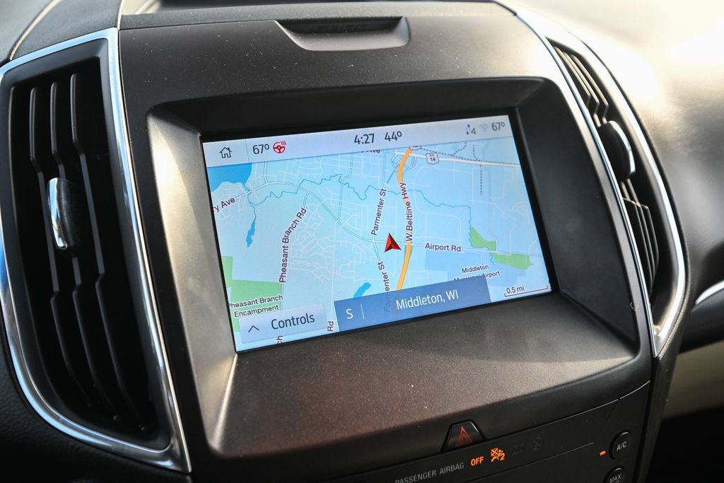 Certified 2020 Ford Edge Titanium w/ Equipment Group 301A image 38