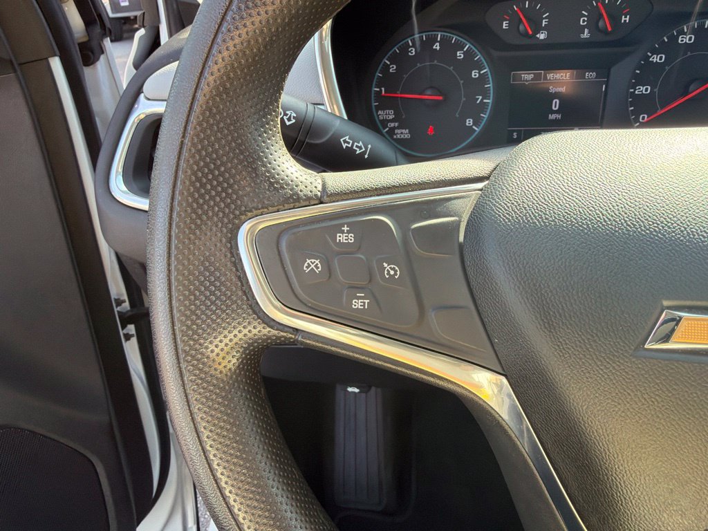 Used 2019 Chevrolet Equinox LS w/ LS Convenience Package FWD image 16